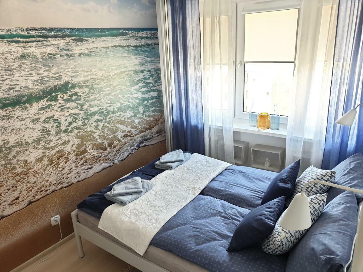 Visit Baltic - Matejki IV Apartment Swinoujscie Bagian luar foto